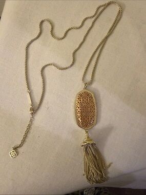 Kendra Scott light hold/ Rose Gold Filigree Pendant Necklace with Tassel